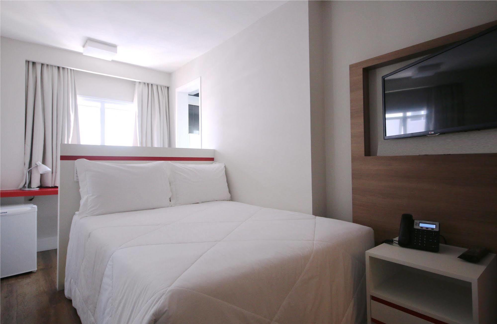 Ez Aclimacao Hotel São Paulo Eksteriør billede